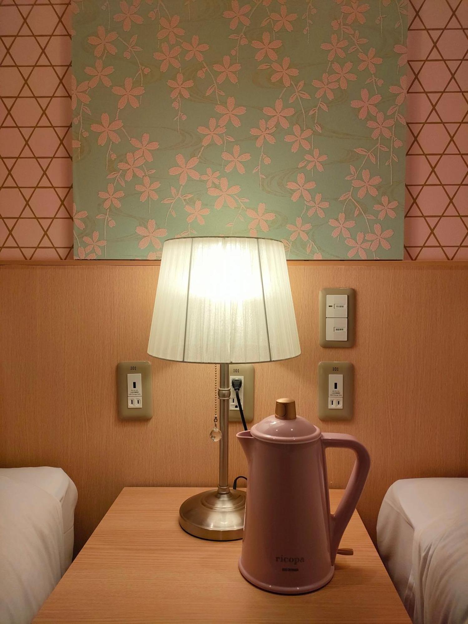 Hotel Sanrriott Kitahama Осака Екстериор снимка